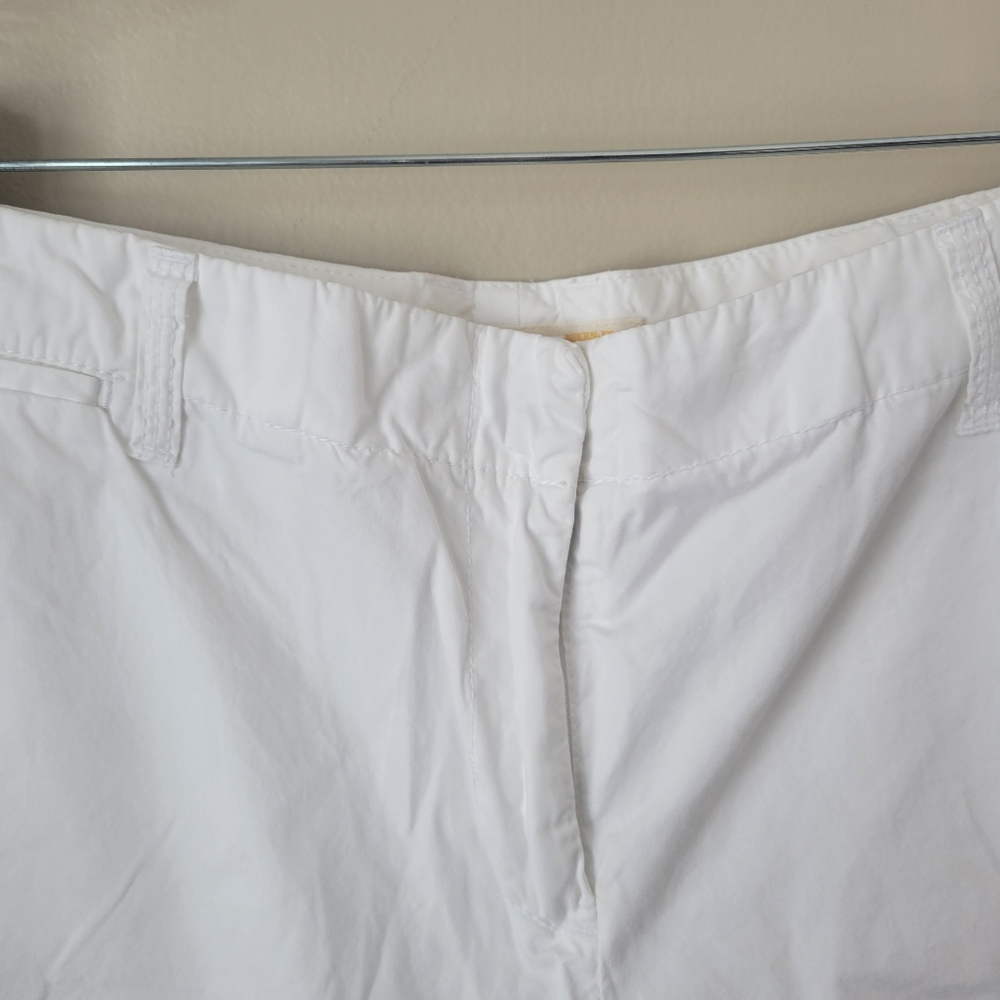 J. Crew Broken In Classic Twill Roll Up Chino Shorts White Size 10 - Picture 2 of 14